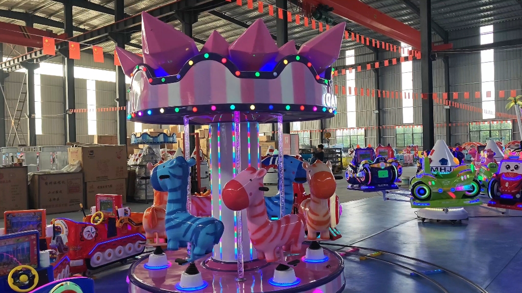 室内儿童游乐设备豪华转马