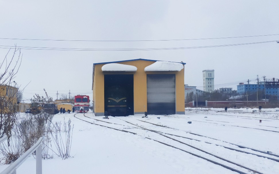 [图]（铁煤）飞雪·大青——铁法线大青货场附近雪中通过列车合集。