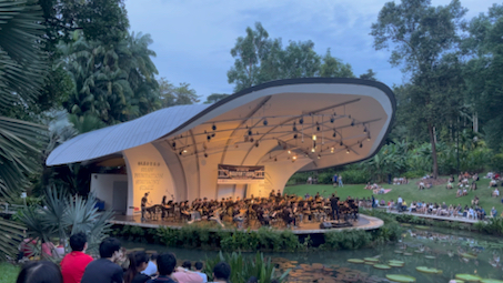 [图][Your name] Medley by NUS Symphony Orchestra @ Botanic Gardens Singapore