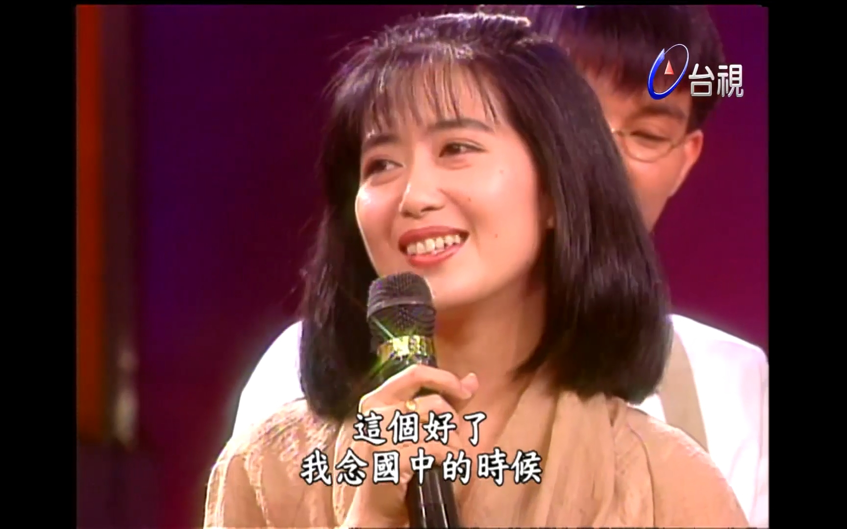 [图]1993年 孟庭苇 谁的眼泪在飞时期 龙兄虎弟开场部分 打歌曲目风里的梦 嘉宾：金城武、孟庭苇、陈雷、徐世珍、马玉芬、殷正洋、大小百合