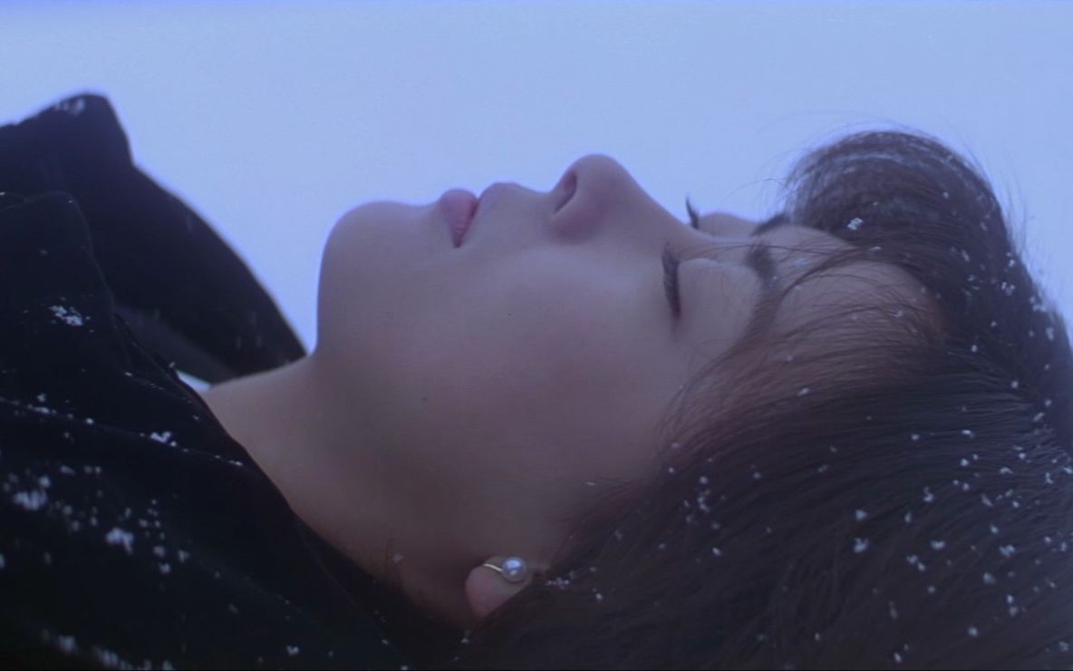 《情书》时隔26年内地重映,导演岩井俊二向中国观众表达感谢_哔哩哔哩_bilibili