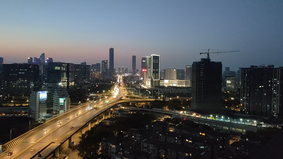 南京小行地铁站夜景延时摄影
