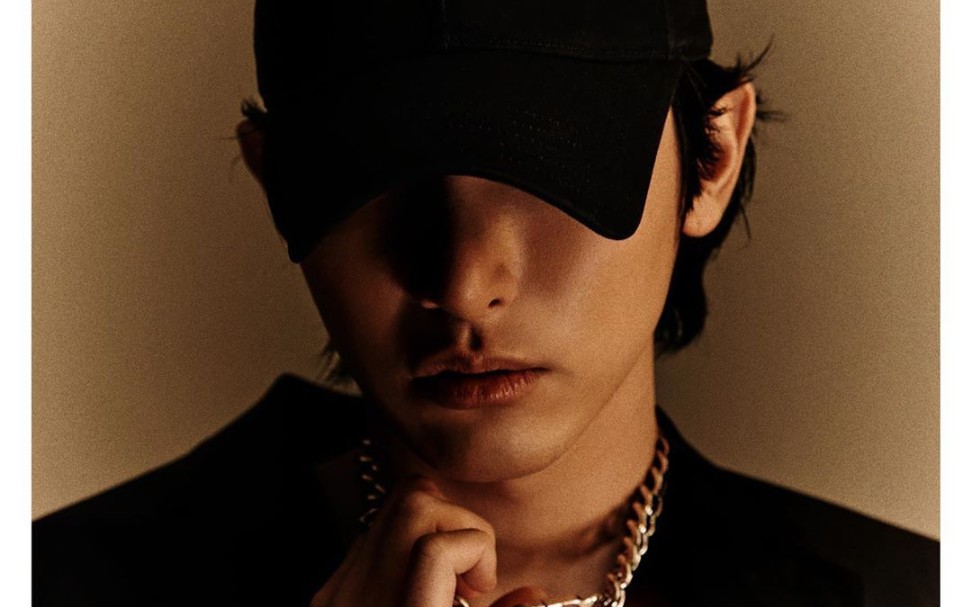 李洙赫dior致命诱惑长发造型杂志硬照霸道总裁改走阴郁妖艳风我死了