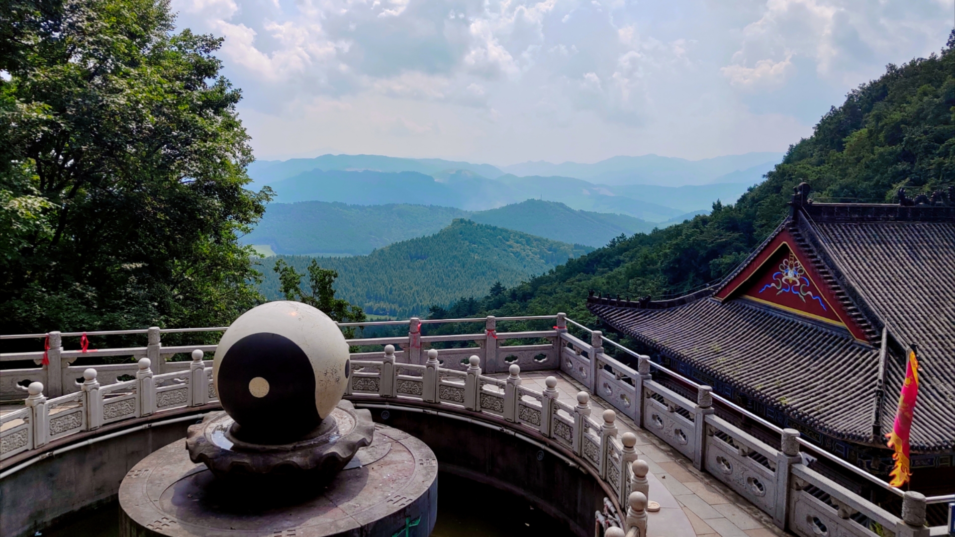 九鼎铁刹山 东北道教第一山