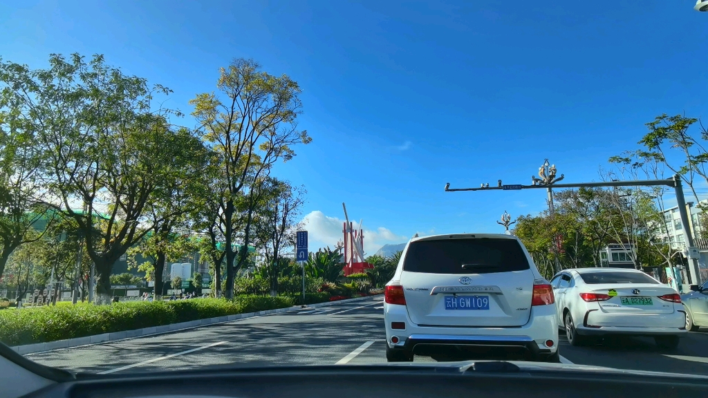 昆明滇池路行车日常