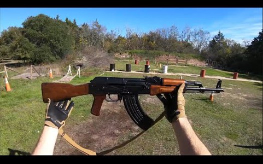 [图]1969 Izhmash AKM POV firing AK47)