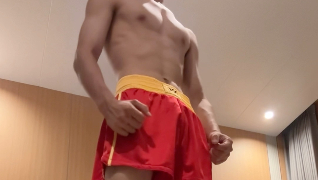 搏击肌肉体育生