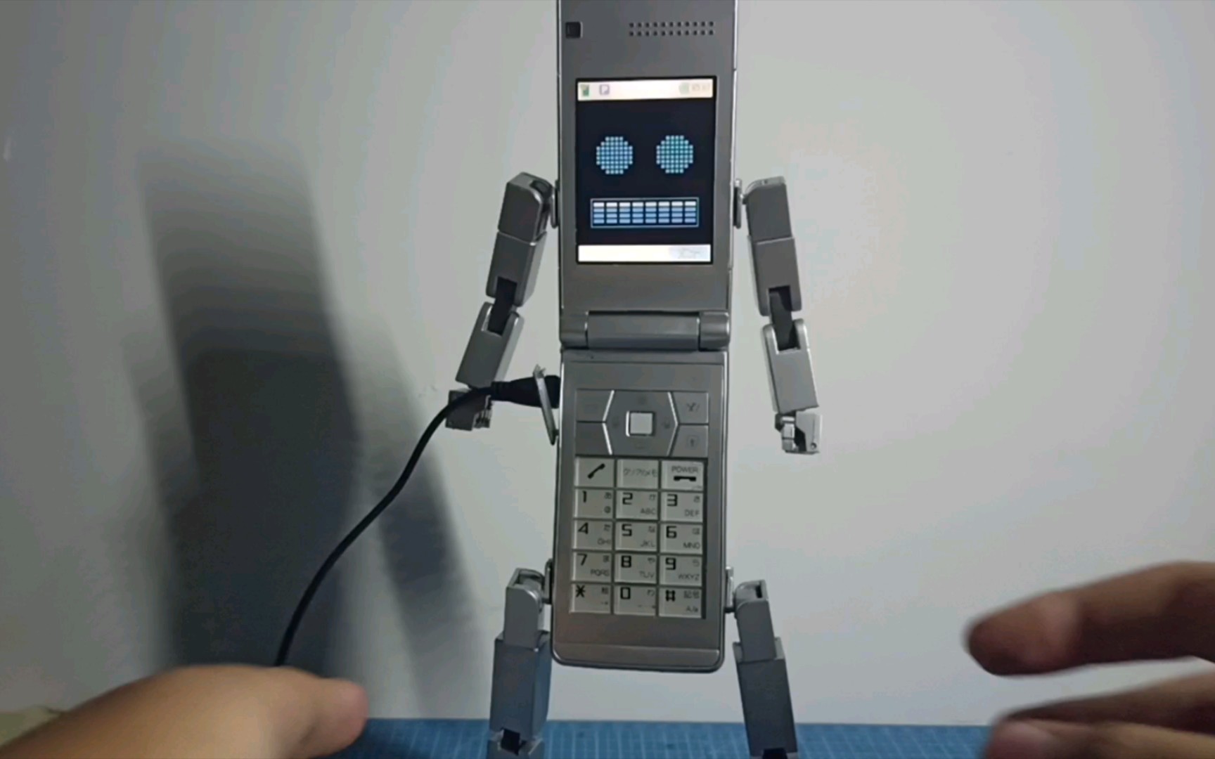 能变形说话的手机手机探员7号万代超合金ge46模玩分享