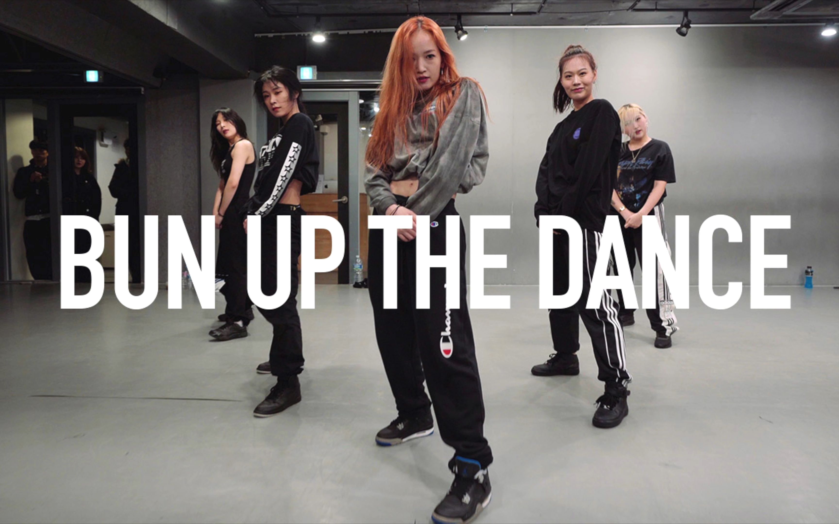 [图]【1M】Yeji Kim 编舞《Bun Up the Dance》