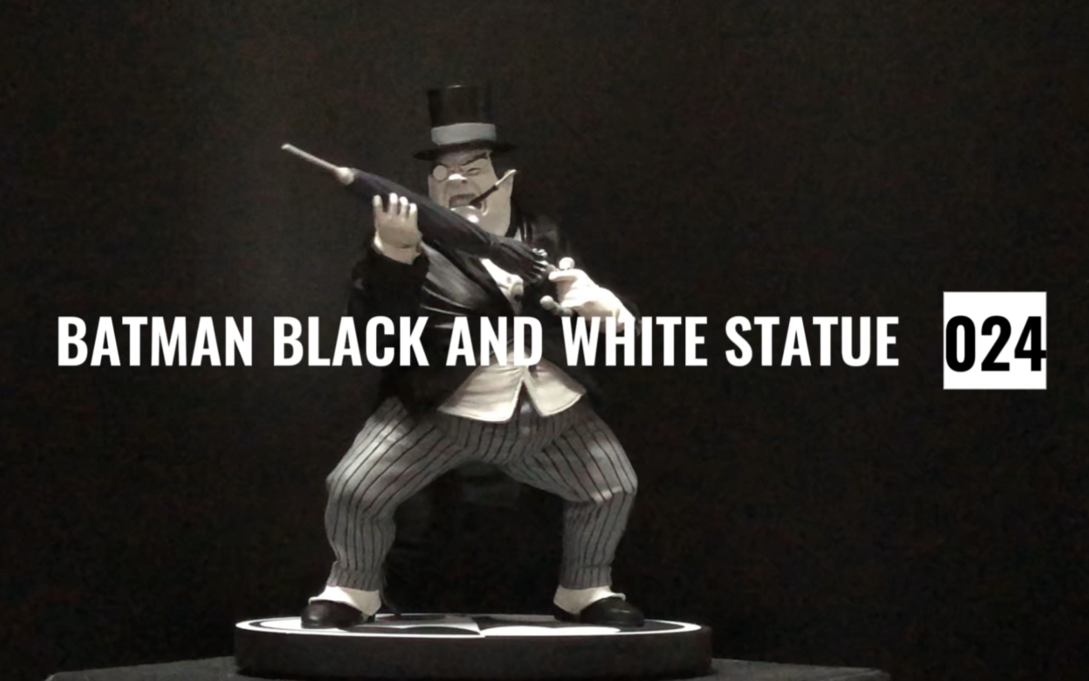 [图]BATMAN BLACK AND WHITE STATUE 024