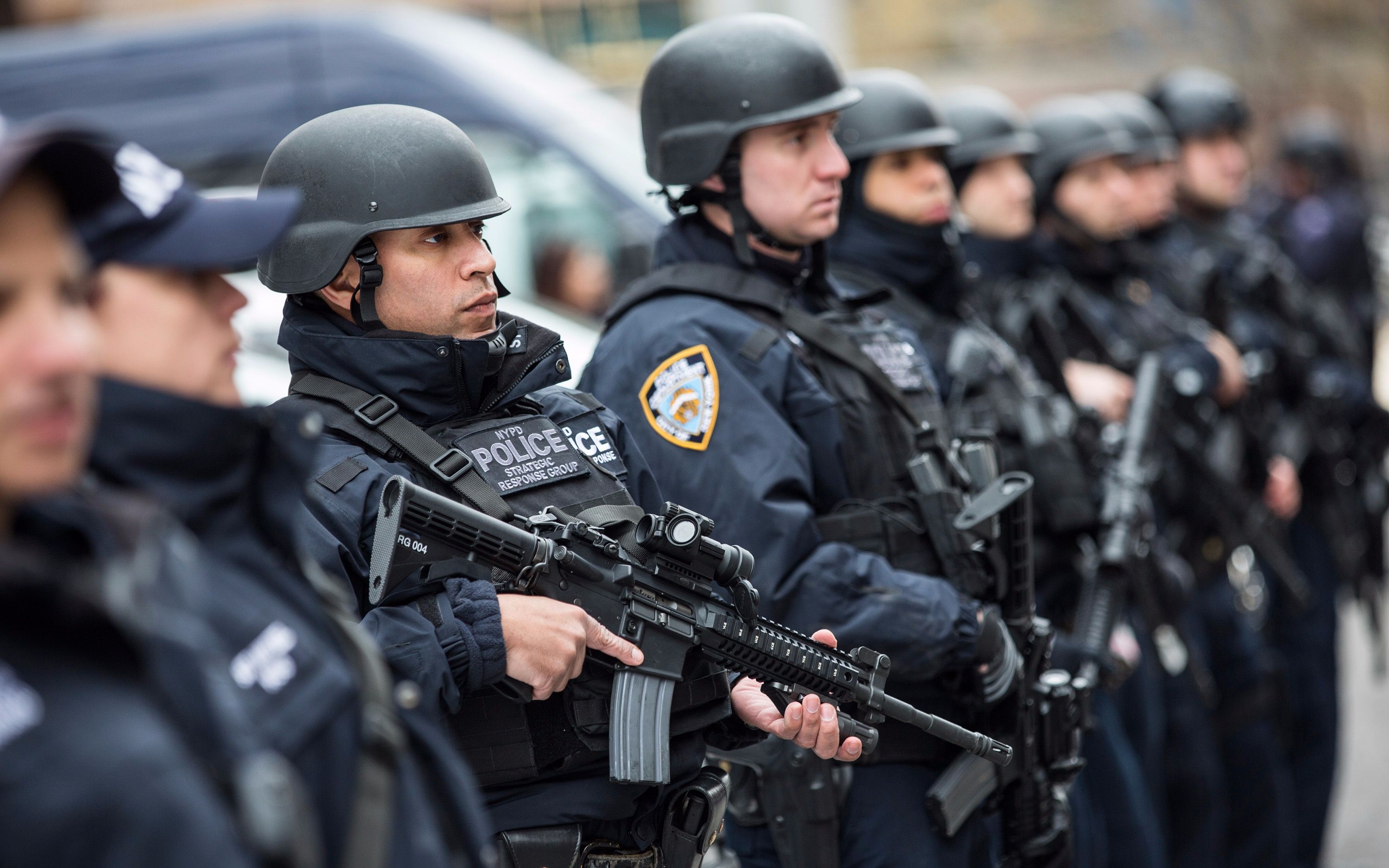 美国最大的警察局有多大?警察4万多警车近万辆连警马都有几百匹