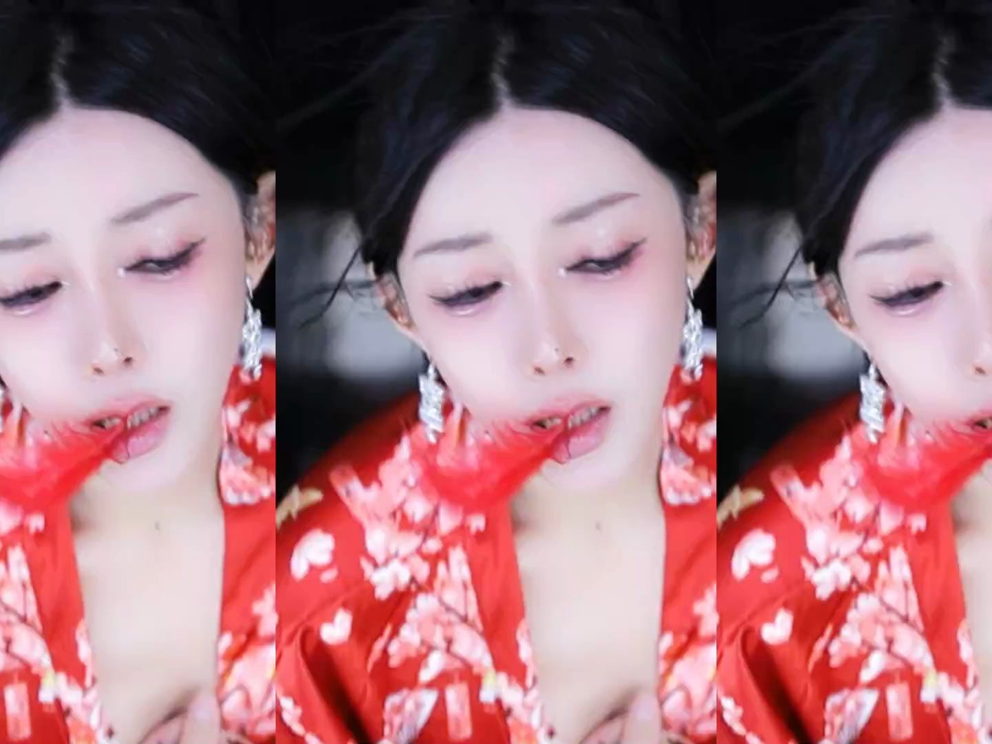 [虎牙].[直播].[蓝光6m].[星秀].[奇领骨骨最漂亮].[新年快乐!].