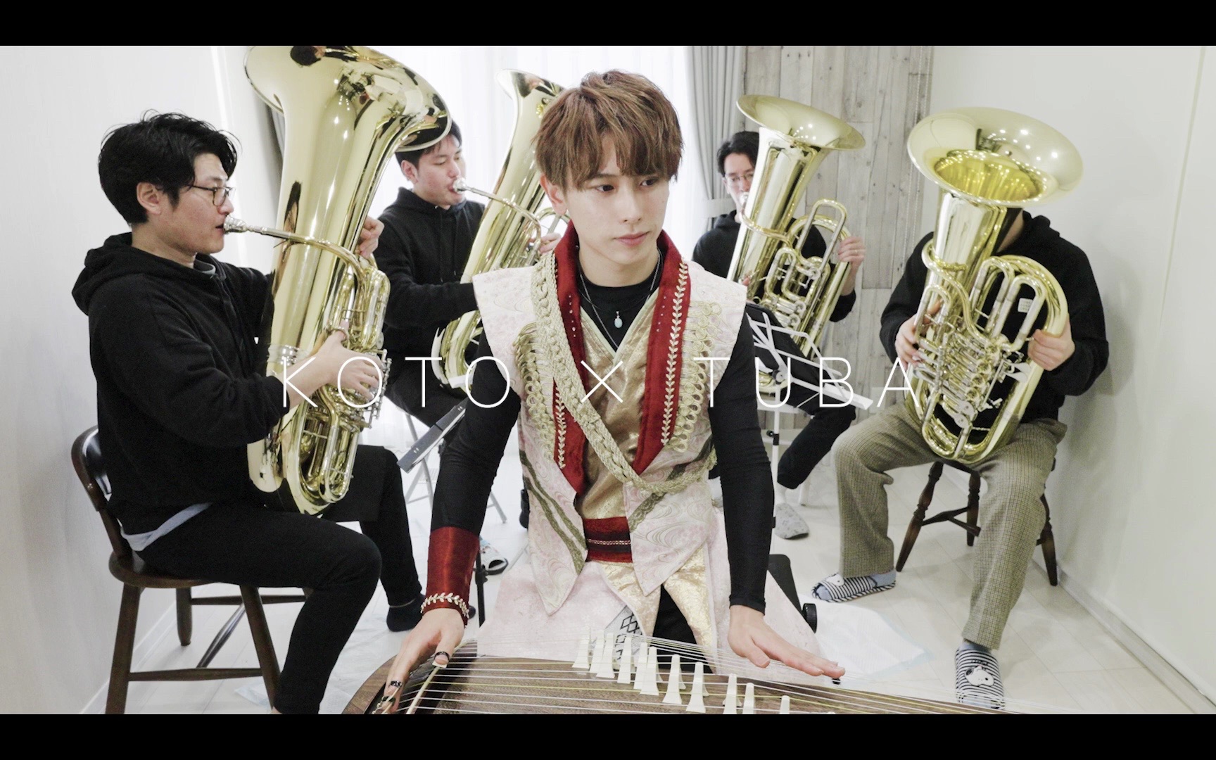 【Tuba Home独家宣传】五位萌男の《千本樱黑兔P》哔哩哔哩bilibili