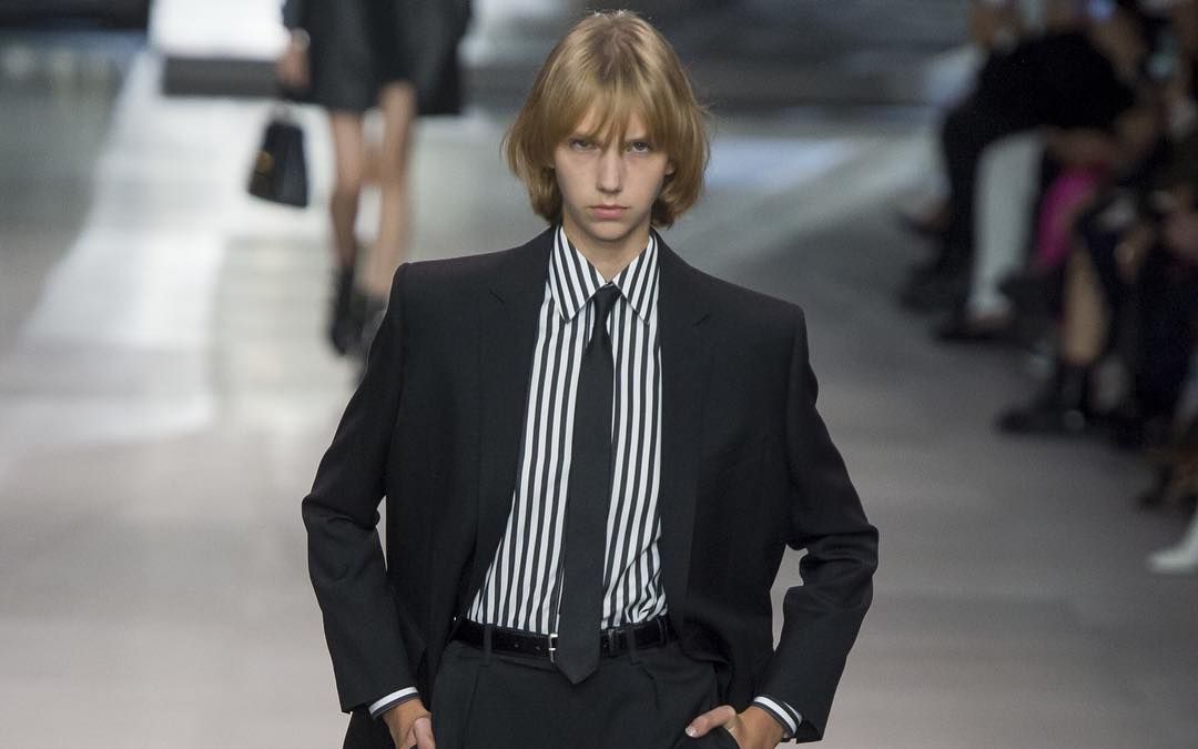 新墙头荷兰模特benteoort