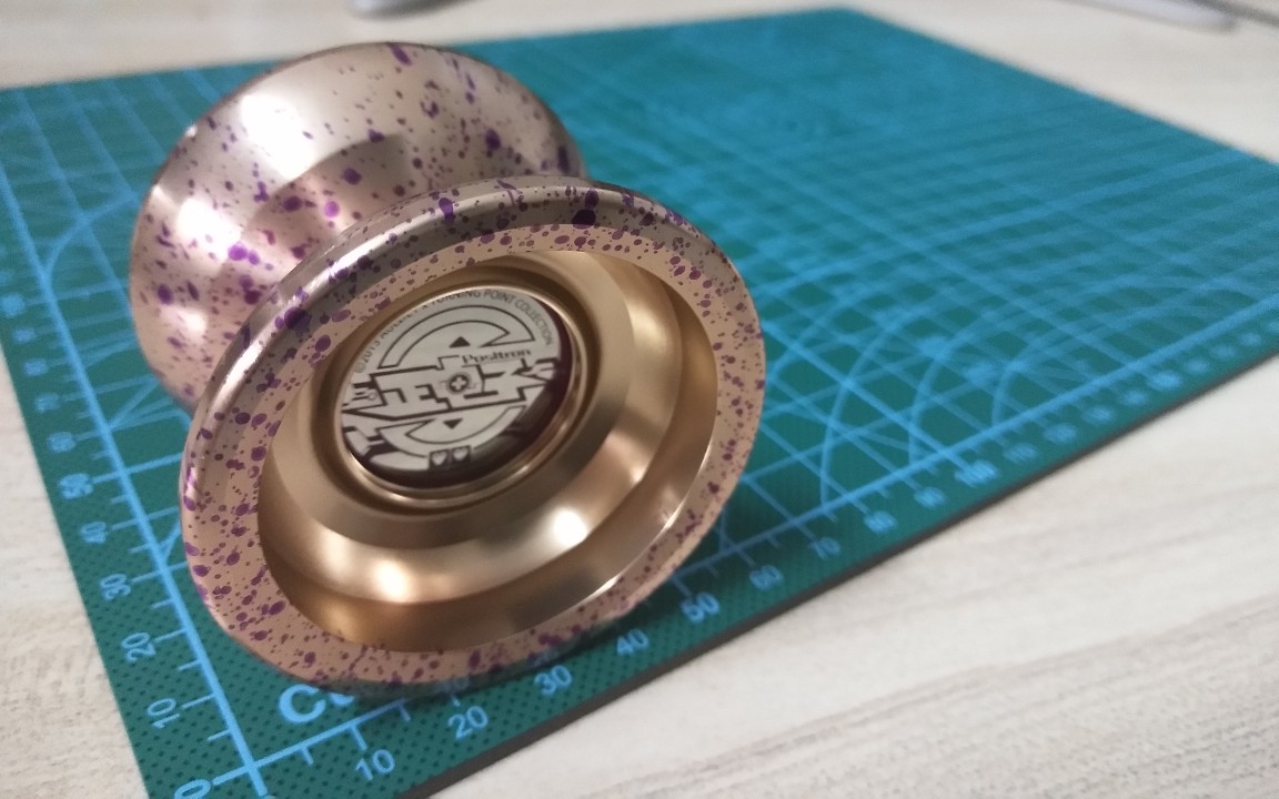 开箱日常被忽略的高性能奥迪双钻turningpoint正电子悠悠球拆封试玩