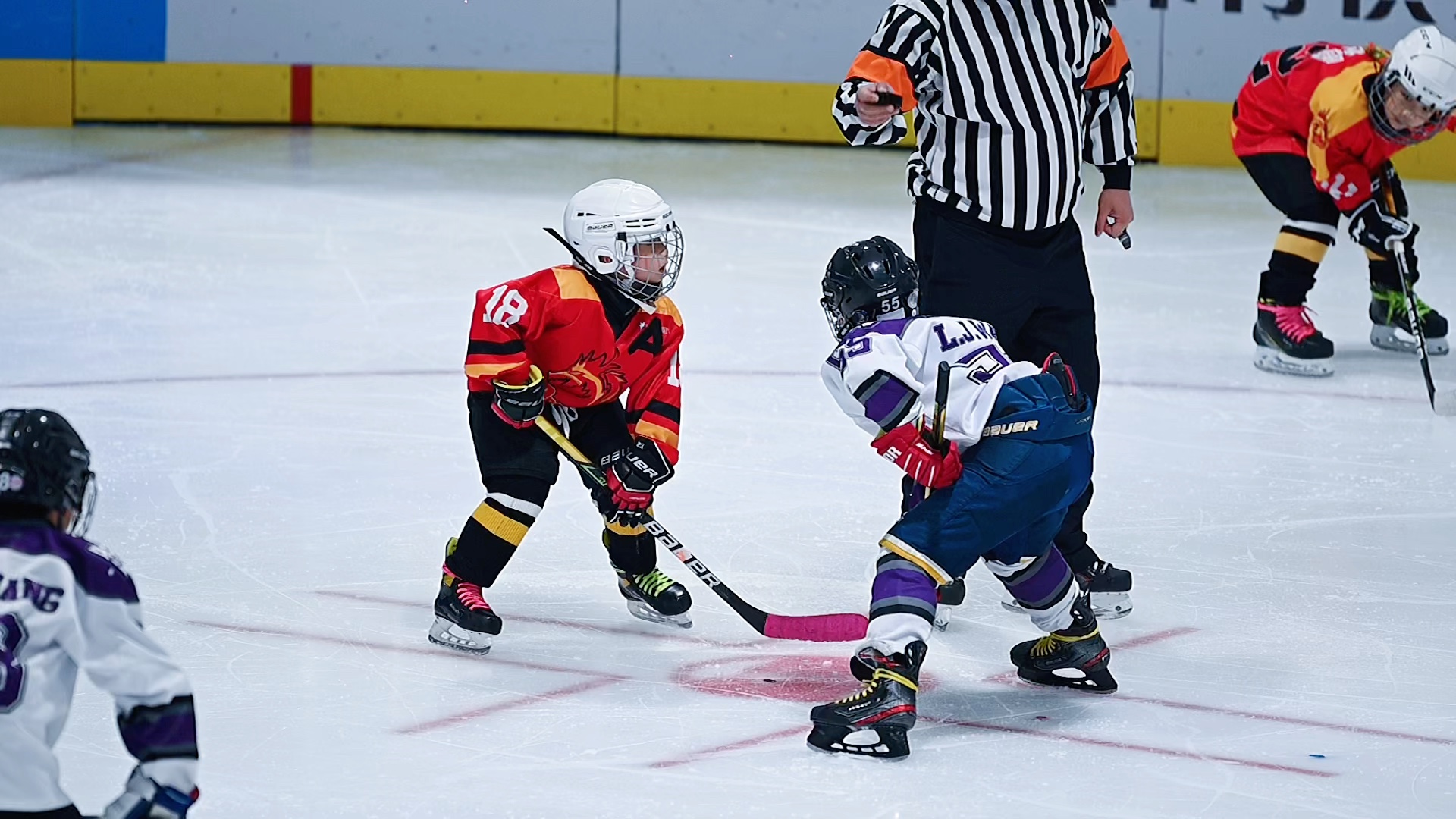 冰球冰球比赛冰球训练对战重庆王子队王子队的传接配合确实厉害向他们