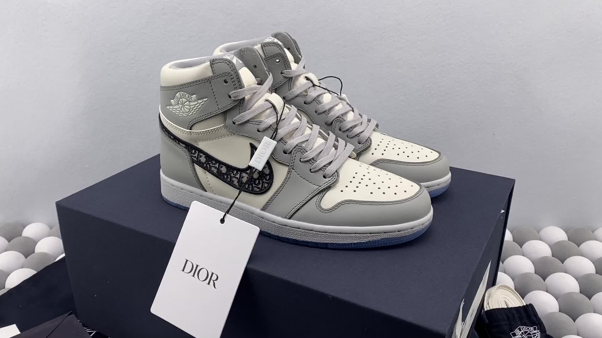 dior联名aj1壁纸图片