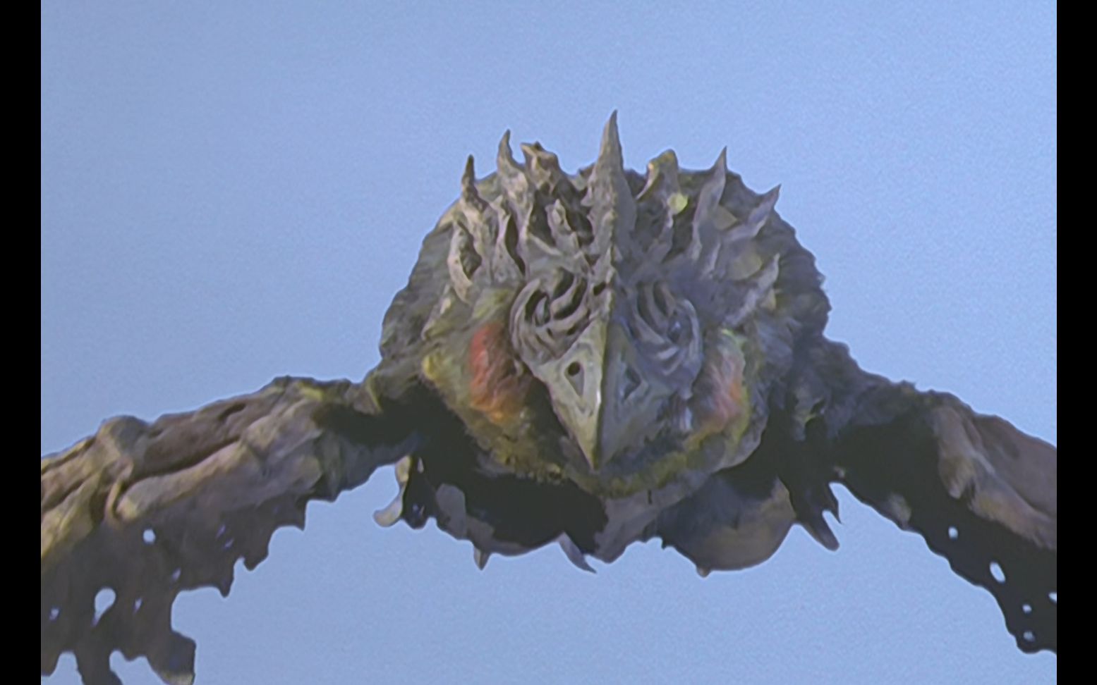 迪迦奥特曼中因为爆炸诞生的怪鸟,科学有时是非常危险的