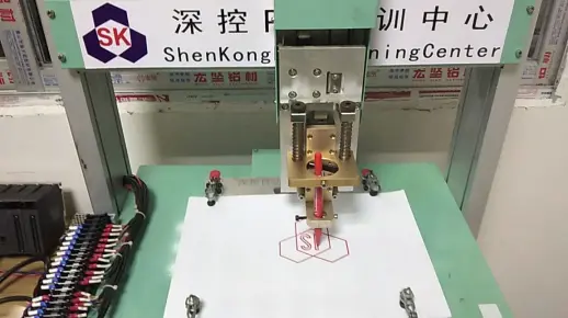 三菱Q系列PLC编程，使用直线 /斜线 /跟圆弧插补来完成任意LOGO图标的精确定位！