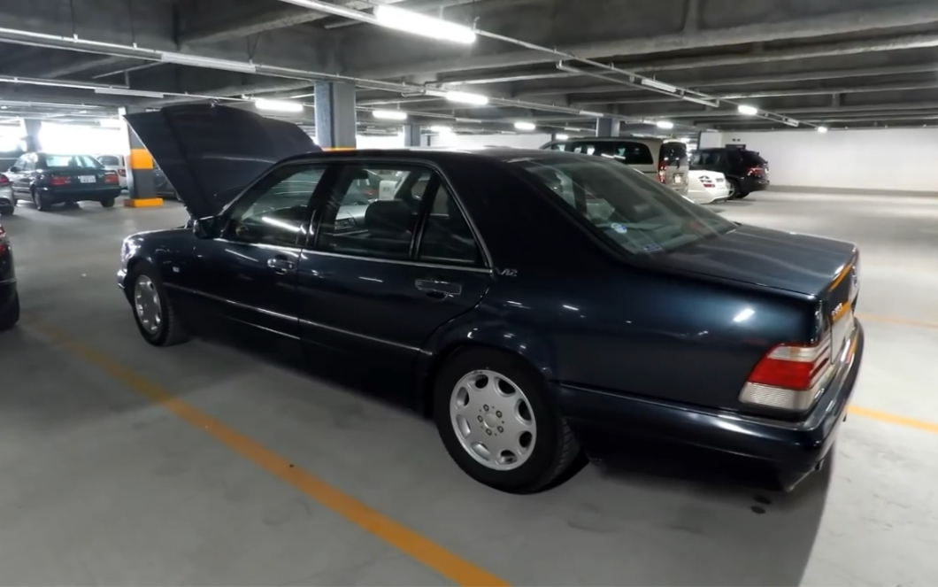 1997日规顶配虎头奔s600l 稀有蓝外黑内_哔哩哔哩_bilibili