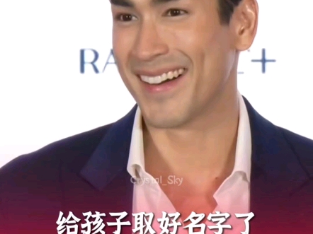 【泰语中字】20241024Nadech和Yaya在素坤逸巷子的人行道散步时,想好了给未来孩子取什么名字哔哩哔哩bilibili