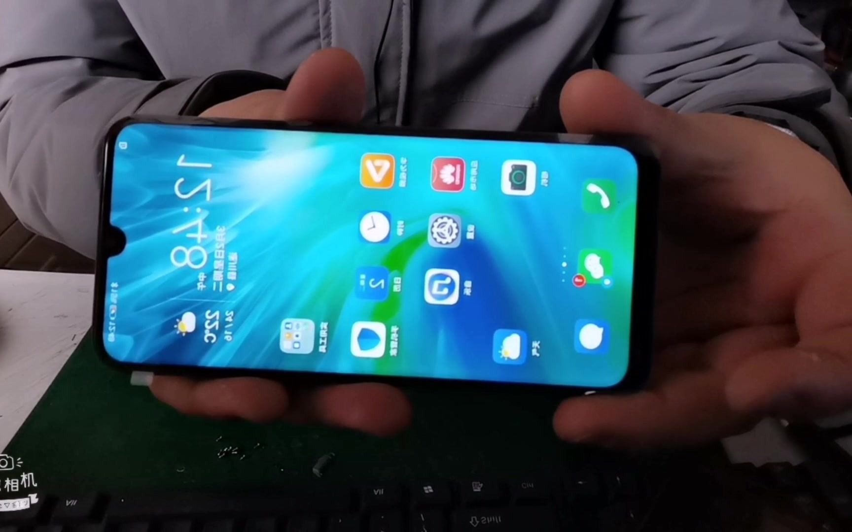 华为荣耀20青春版更换屏幕总成原装屏幕太贵不划算更换高品质屏幕