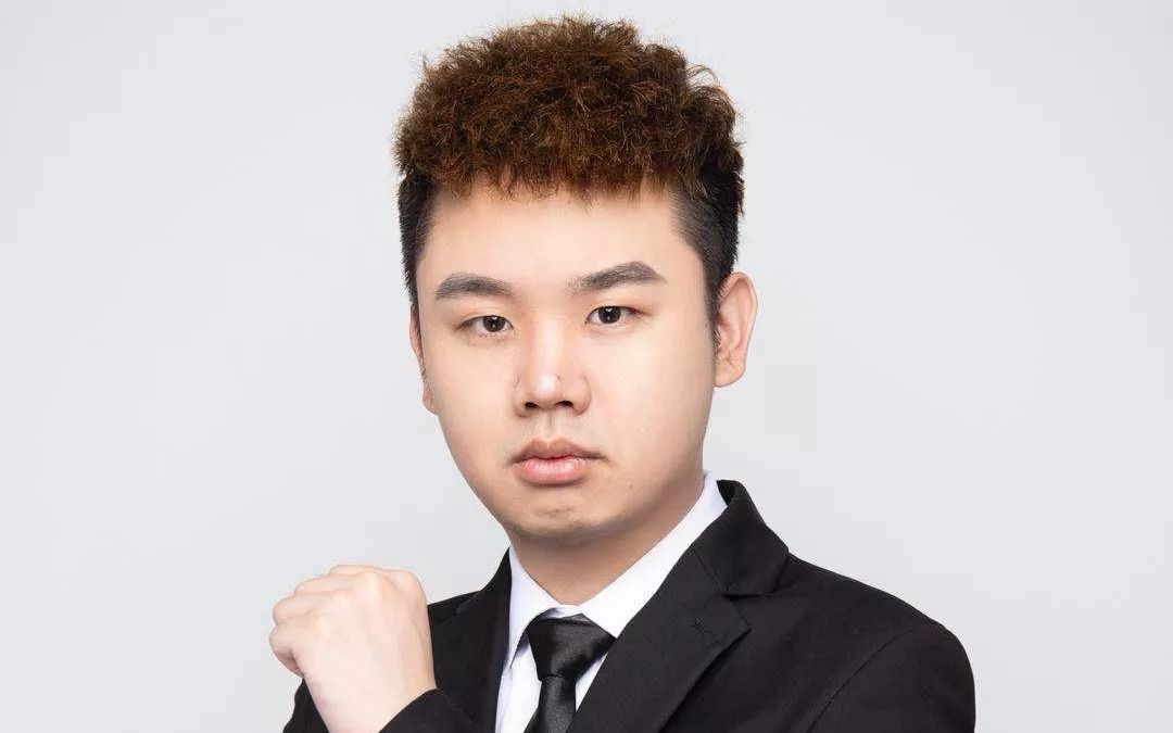 张顺飞早上第一局就被双方羞辱晋级黄金四,被问有无车房直接破防!