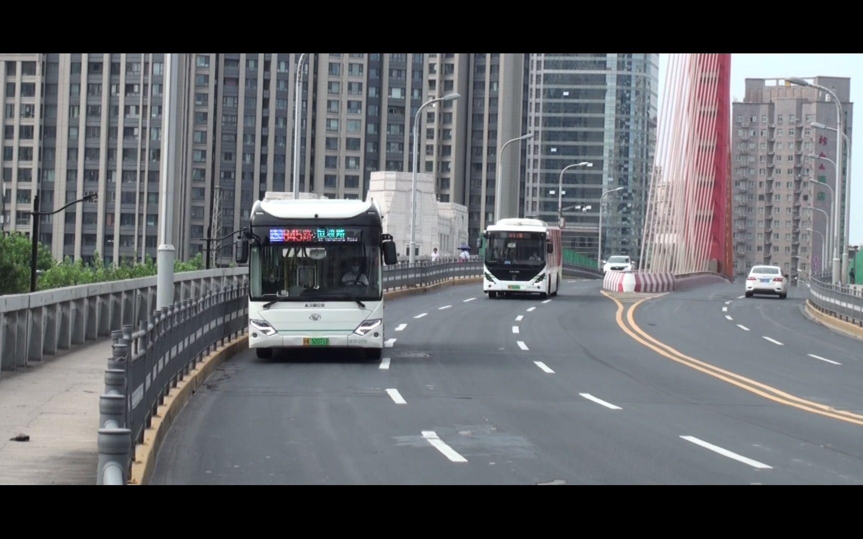 上海公交 巴士五公司 845路 w1f-0176