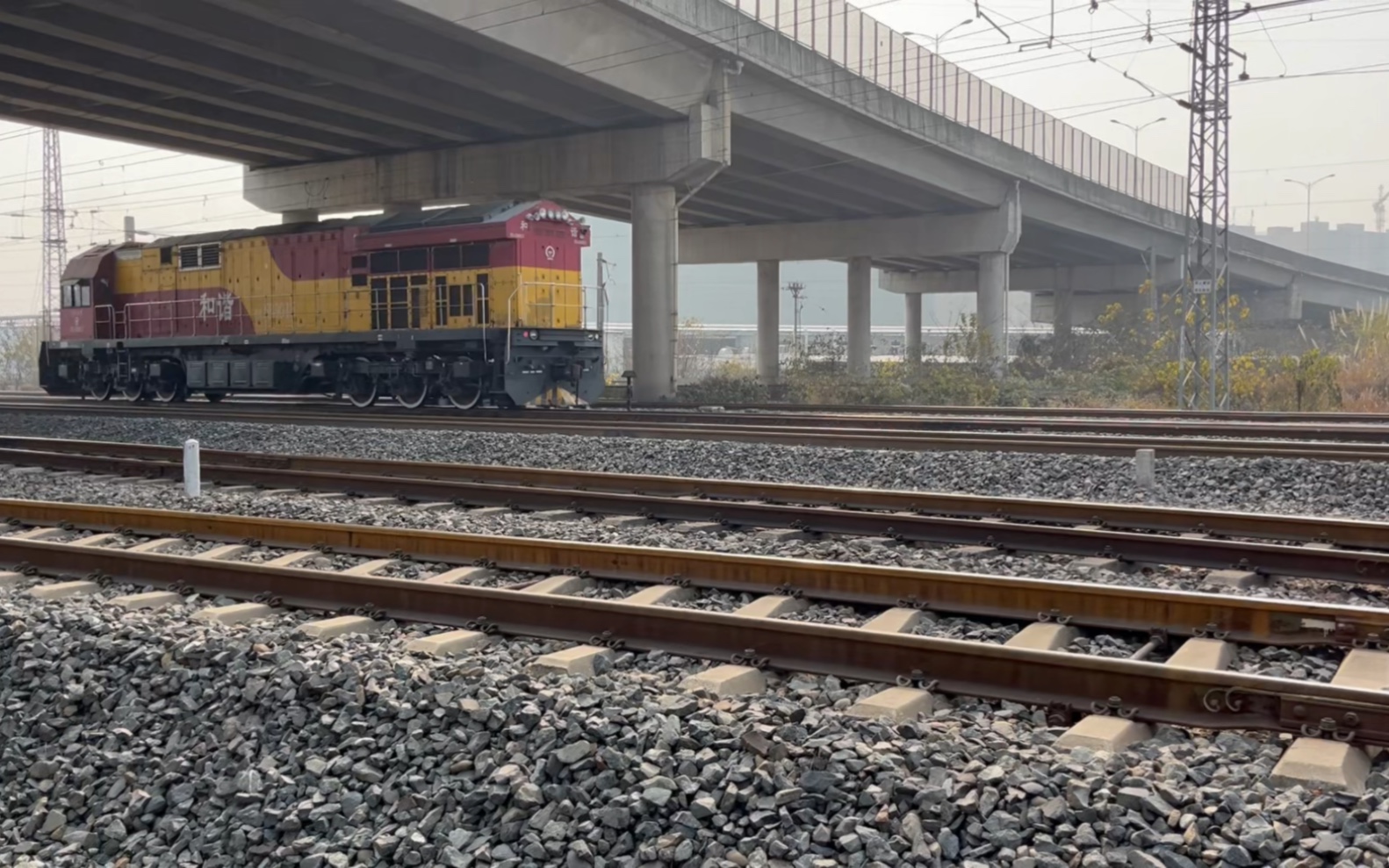 【大弯镇站】成局成段hxn5b 0015大弯镇站单机转线