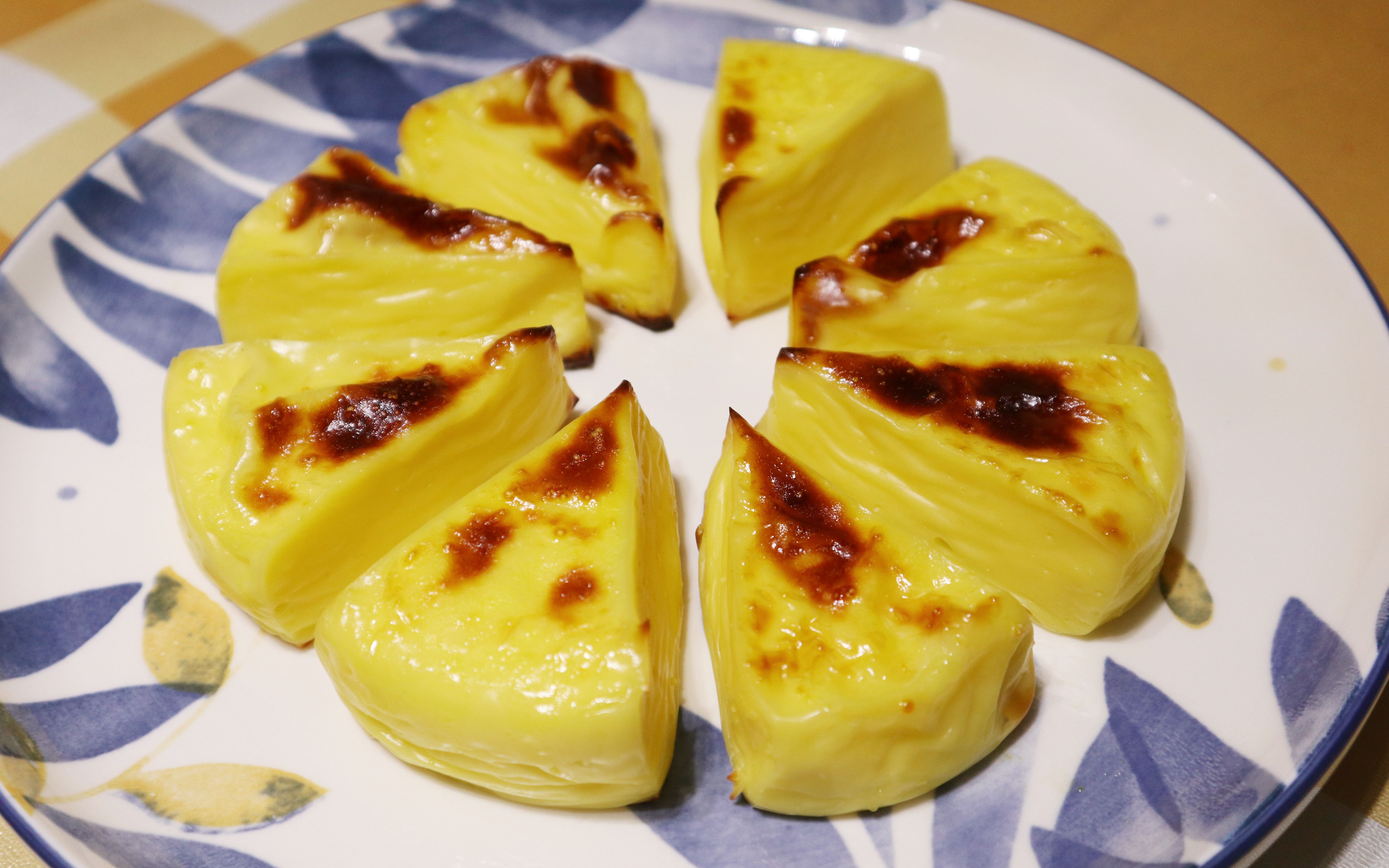 家里牛奶喝不完,试试这样做成火遍全网的烤牛奶,超级简单零失败_哔哩