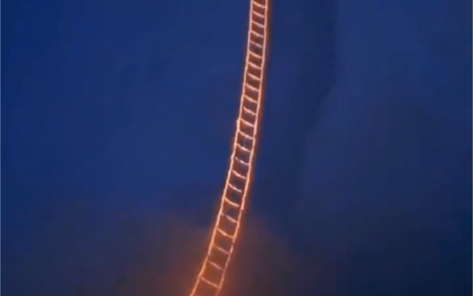 蔡国强#献给奶奶的作品,虽然只在天空燃烧了60秒研发21年