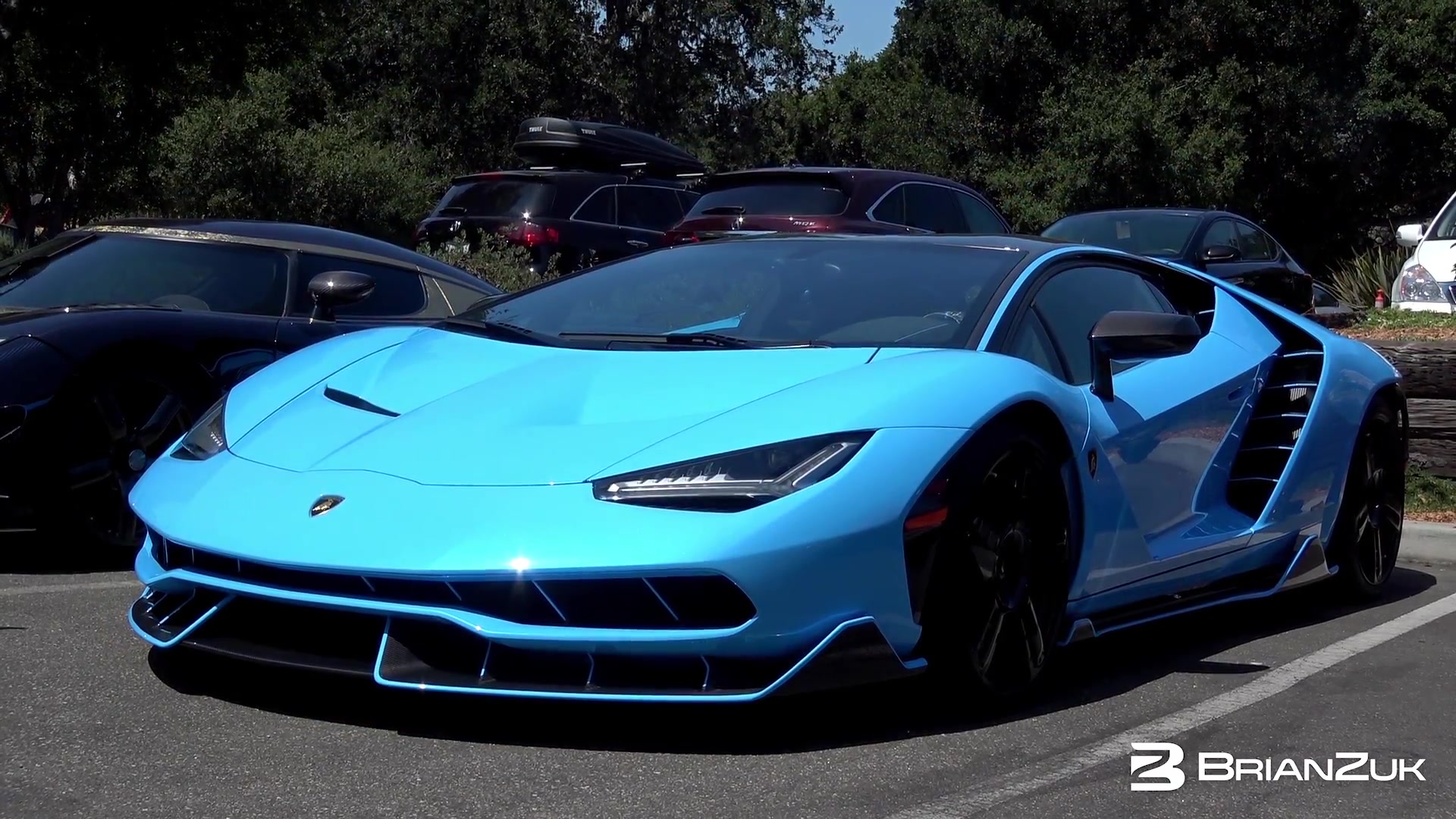 疯狂的蛮牛兰博基尼centenario