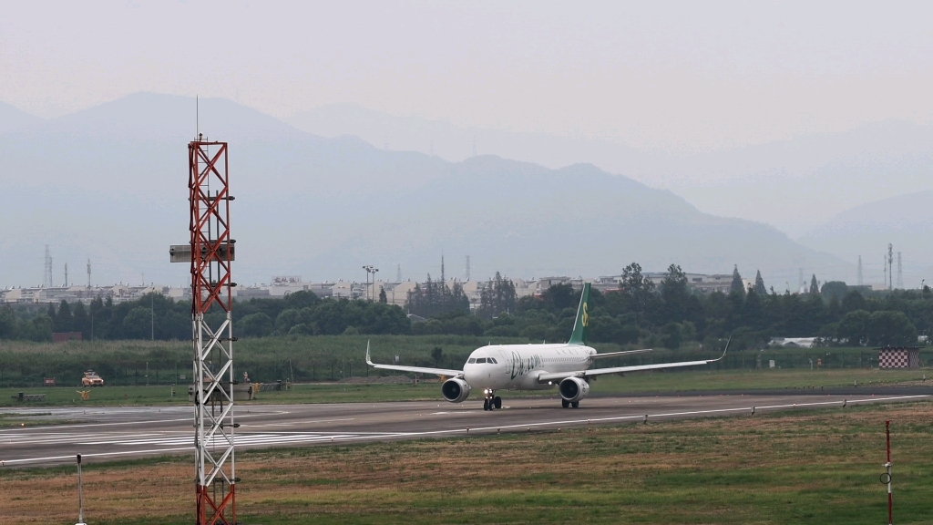 春秋航空a320起飞