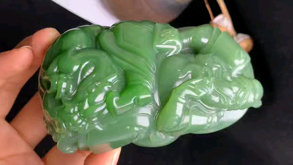 收藏款和田玉碧玉关公摆件 俄碧老料 色泽阳绿 密度好 油性一流 苏工