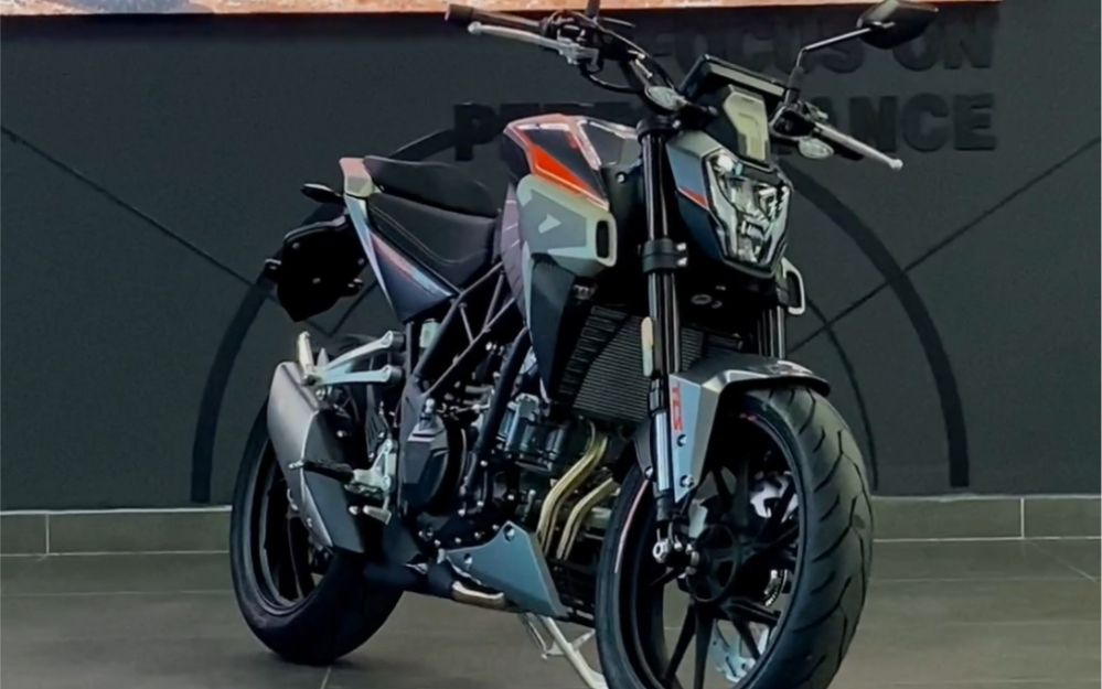 凯越新款321r,带布雷博卡钳,是你的菜吗?