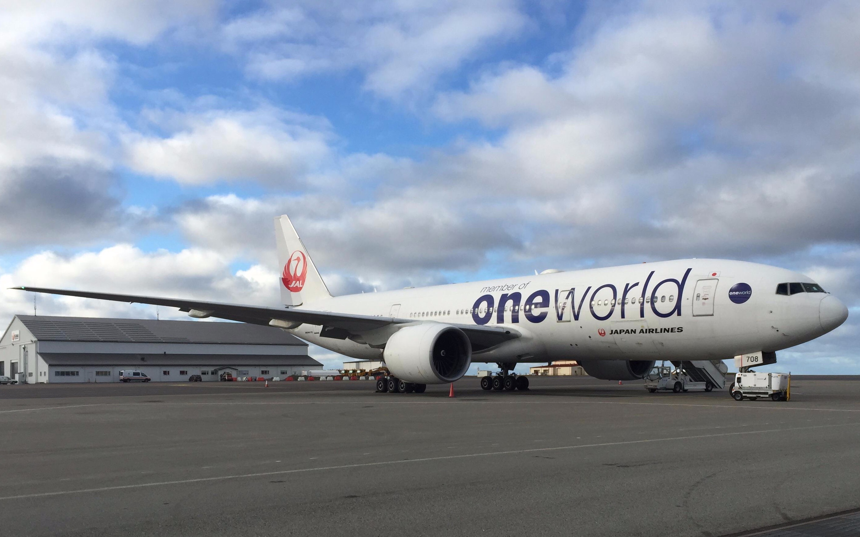 日本航空jl26 香港-东京羽田 波音777-200er经济舱飞行_哔哩哔哩_bili