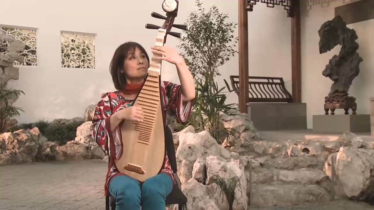 [图]吴蛮《夕阳箫鼓》Pipa_ “Flute and Drum Music at Sunset_ (excerpt), performed by Wu Man