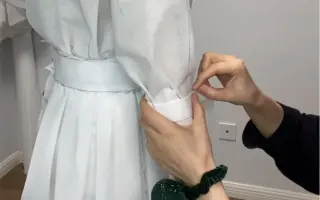 热爱|才是一件衣服的灵魂天个小时诞生的一件立裁新品“简短”浓缩进这条分钟的短视频里