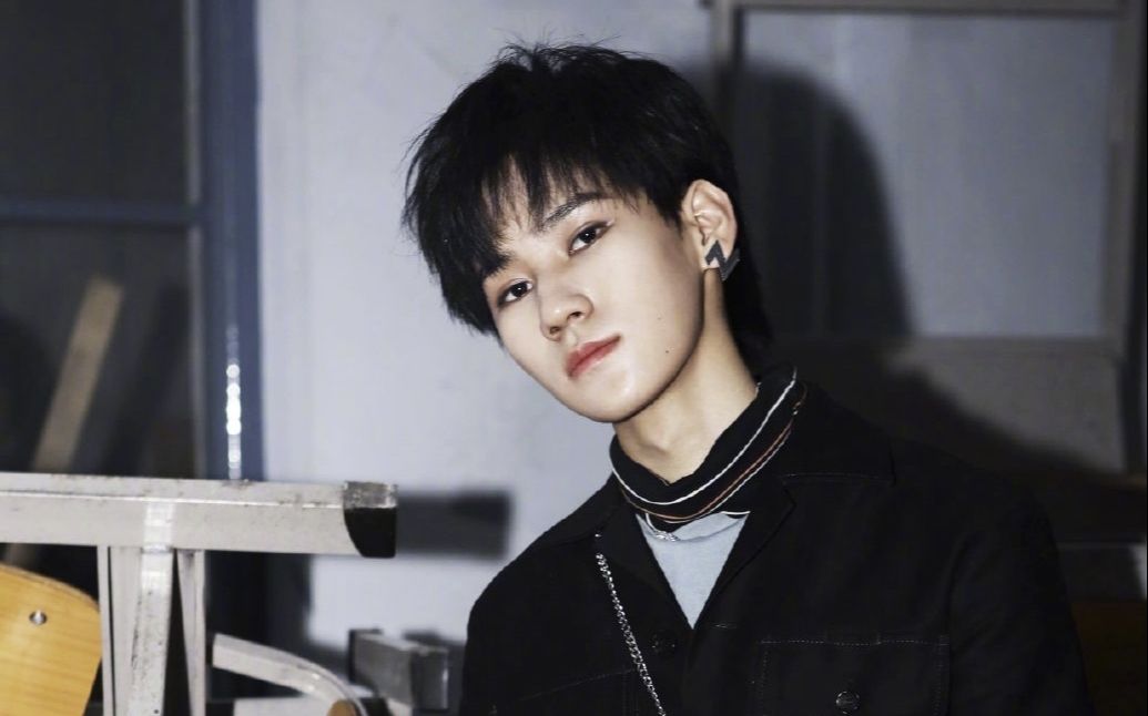 真源宝儿夏日少年高光时刻之猜题cut