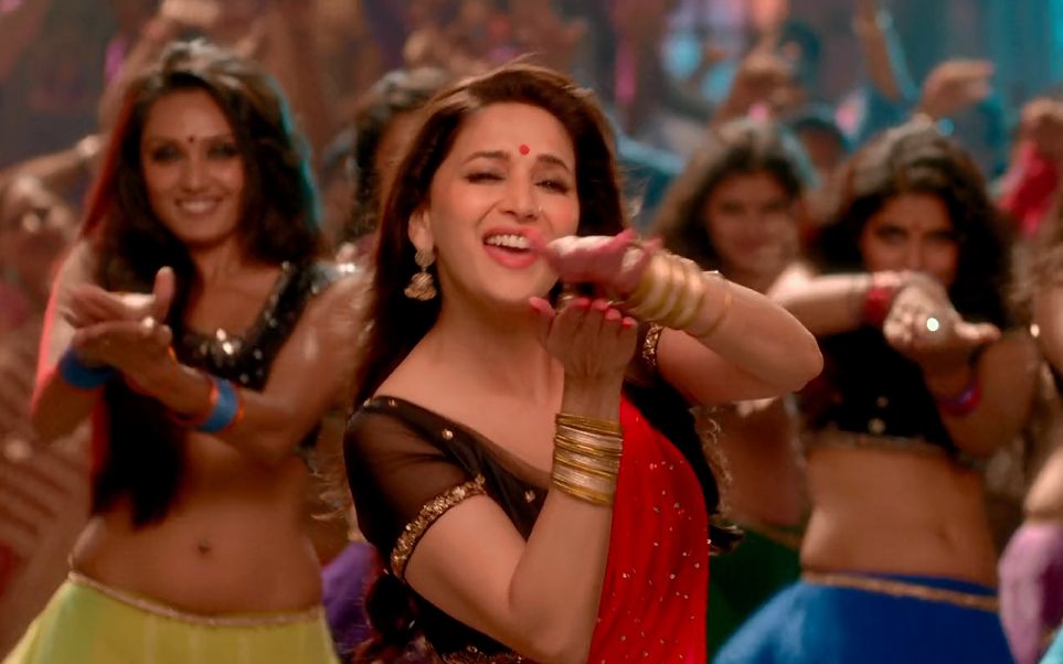 [图]青春洋溢色彩 Yeh Jawaani Hai Deewani 2013 歌舞 Ghagra