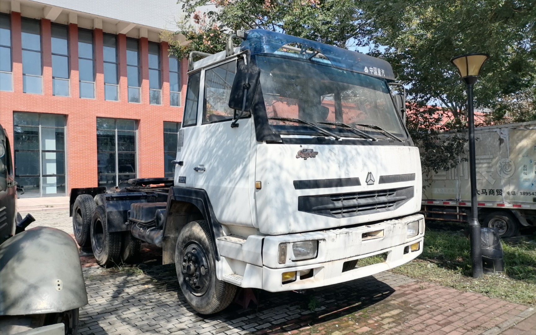 斯太尔飞龙牵引车:生不逢时的轻量化!