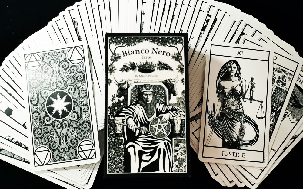 宾可尼罗黑白塔罗牌展示,bianco nero tarot_哔哩哔哩 (゜-゜)つロ