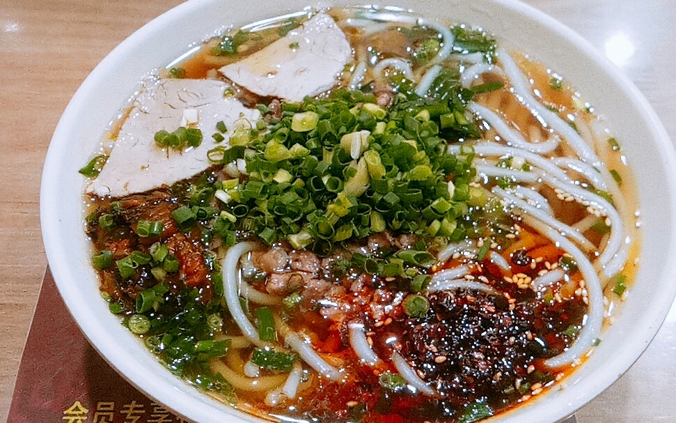 【云南陆良黄金米线】偶的最爱,真真正正的云南米线,看着就好香哦