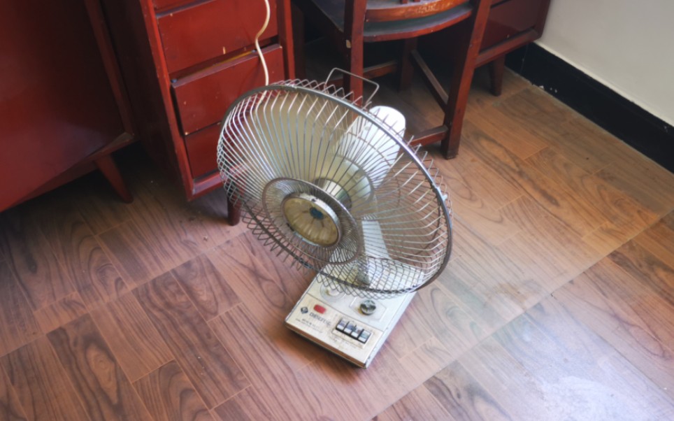 【生活】上世纪的杭州电扇厂乘风牌电扇,风力依旧强劲