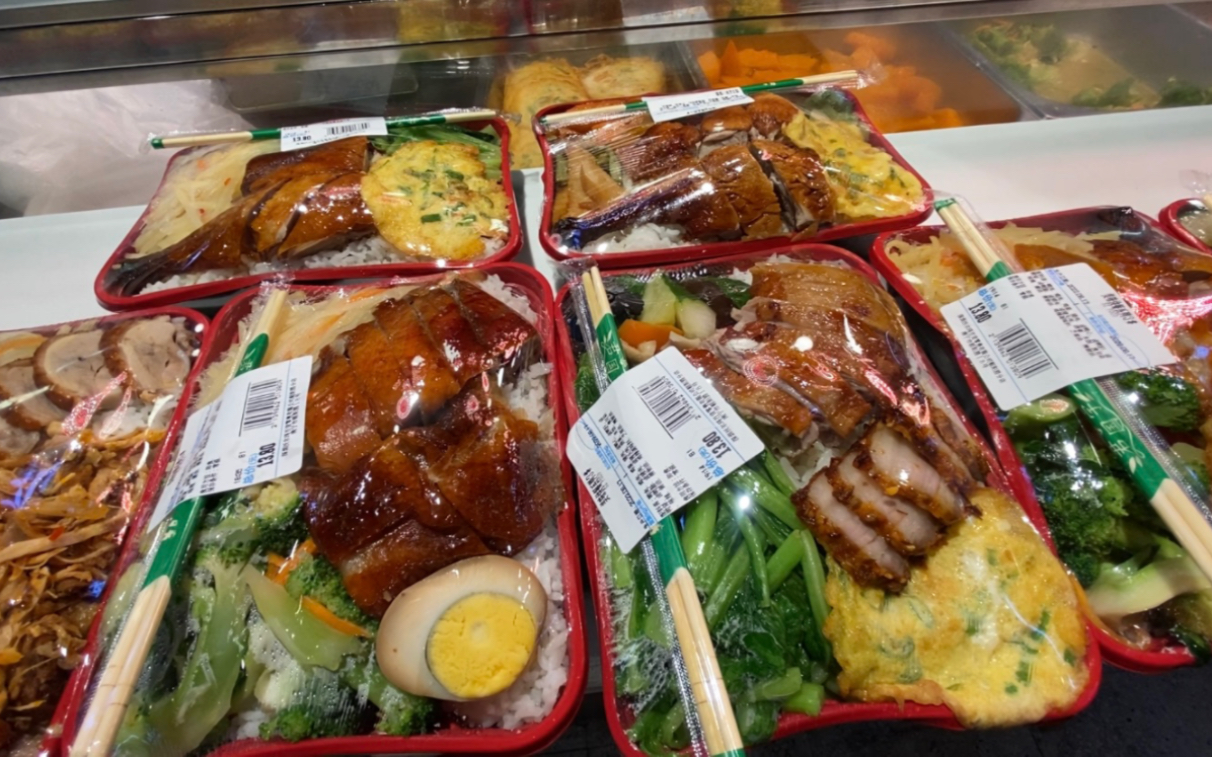 一个人去沃尔玛超市干饭,13.