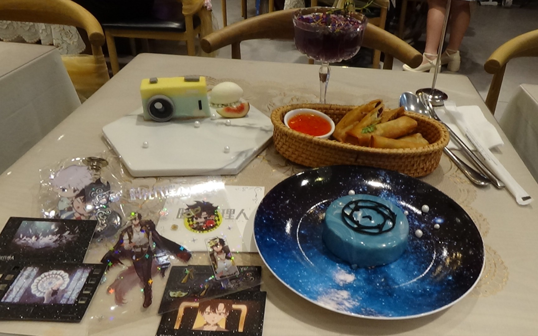 时光代理人主题餐厅潮玩星球联动上海店测评
