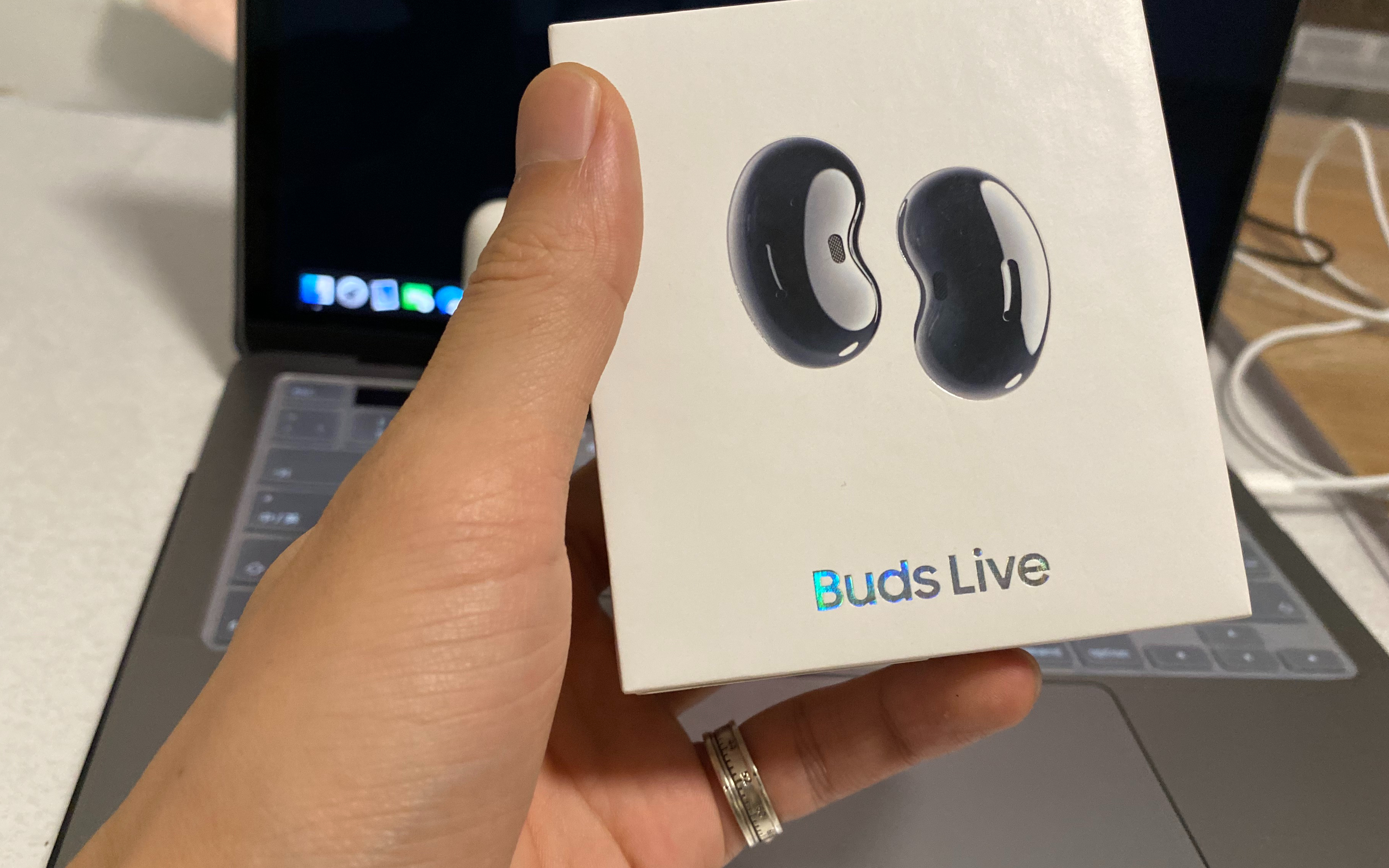 三星buds live!最舒适的无线降噪耳机?