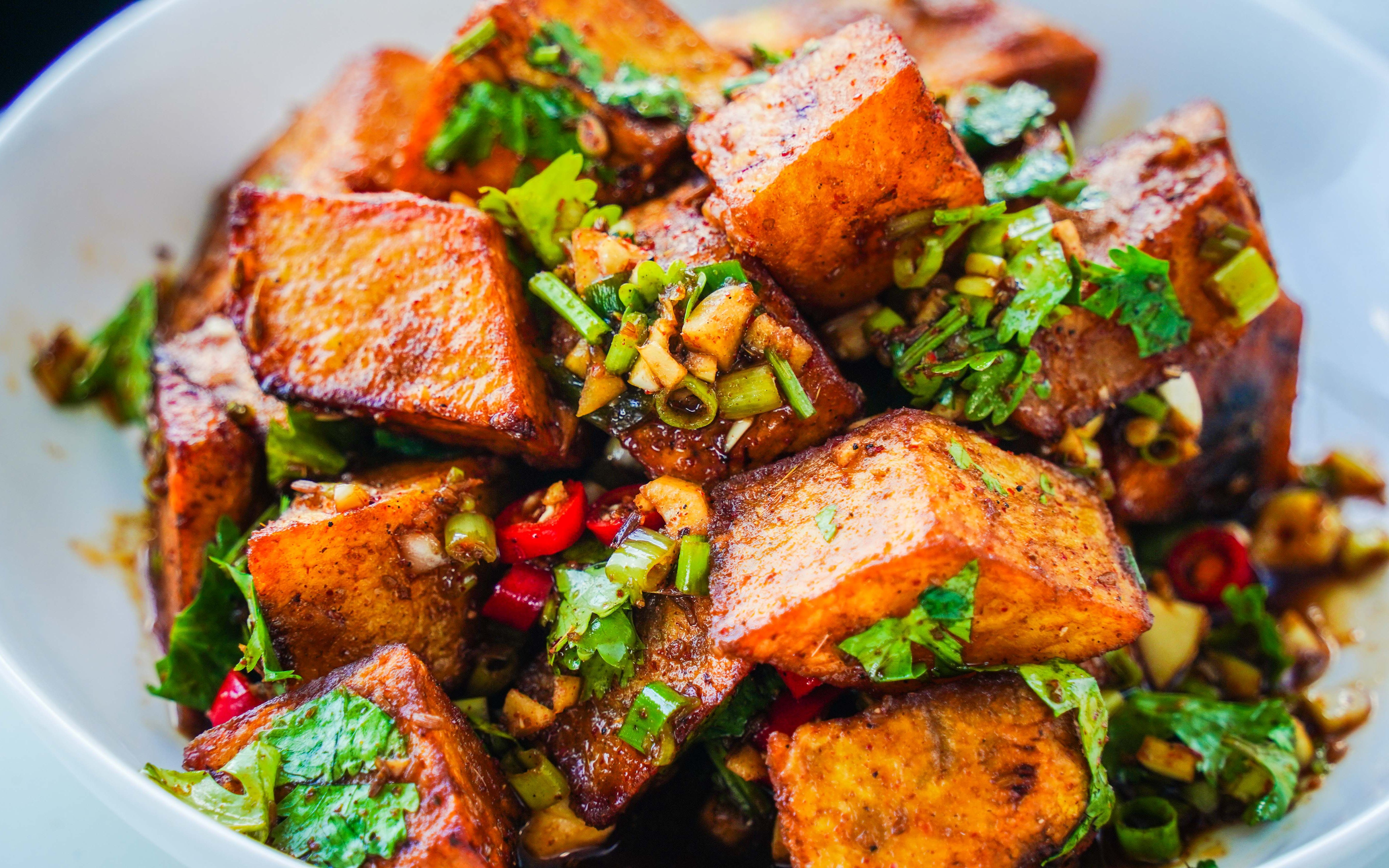 路边摊超火的锅巴土豆,在家也能做,大厨教你,香辣焦脆真香-腊月二十六