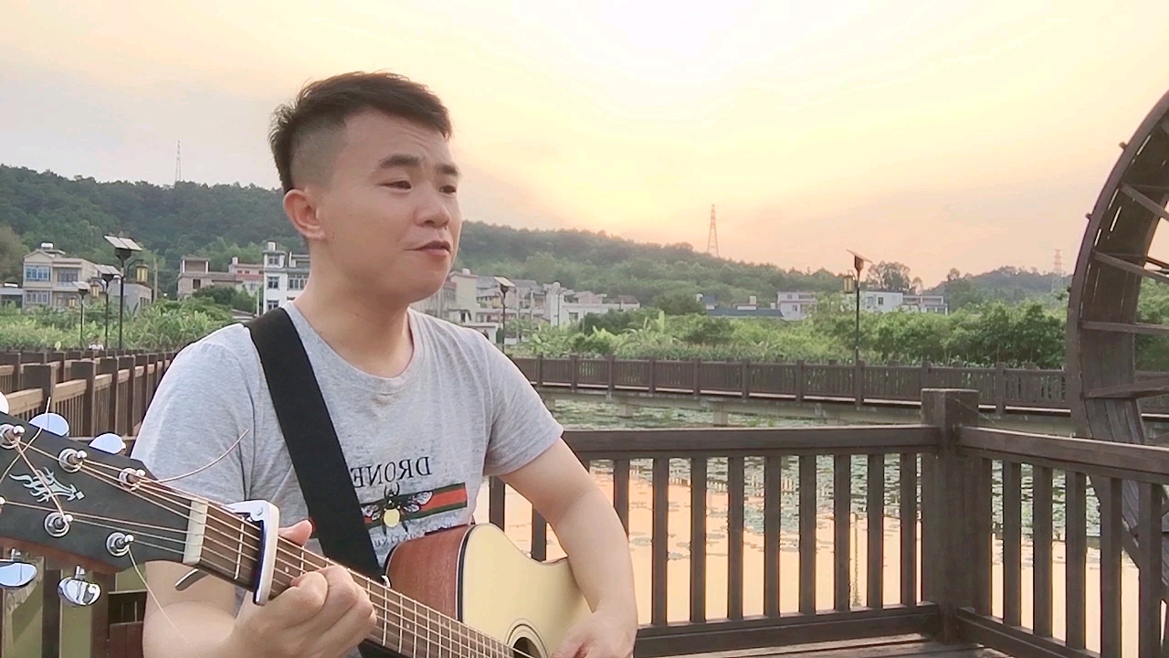 [图]周星驰版雨中的恋人们