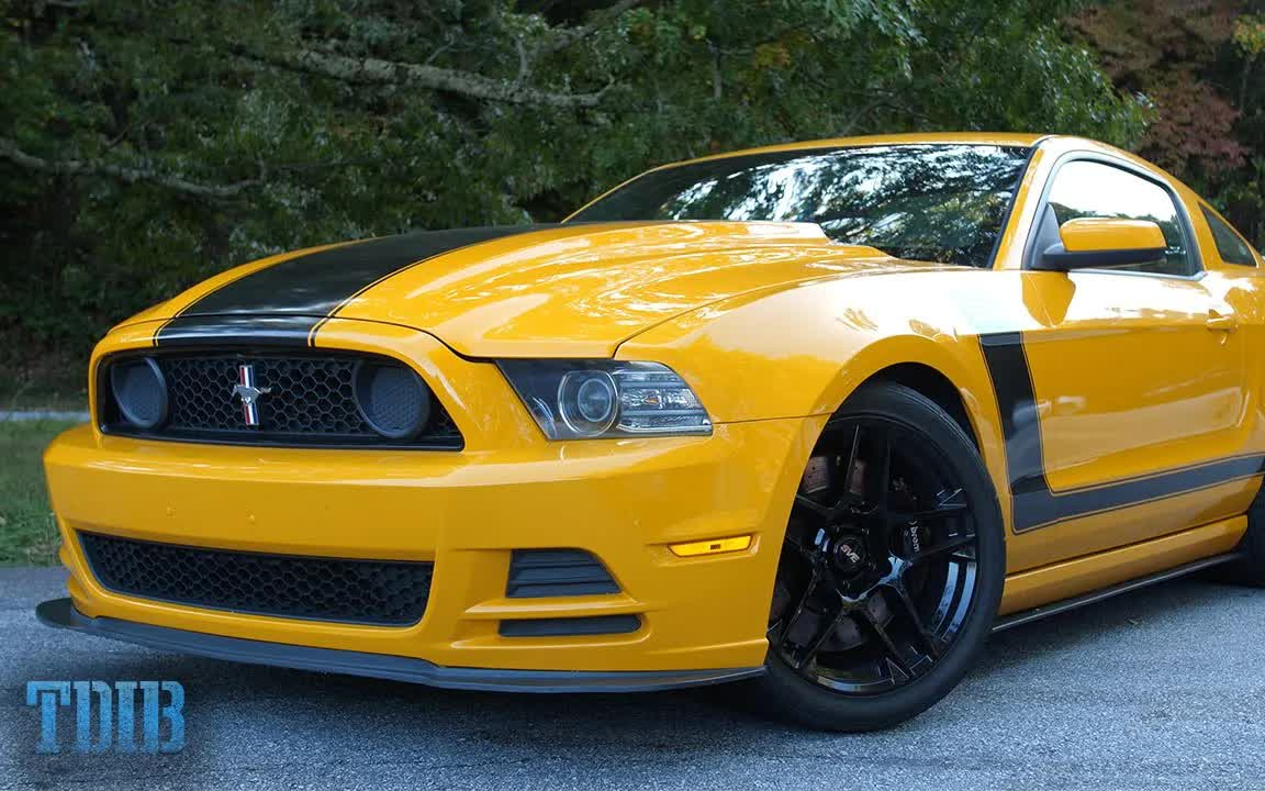 【thatdudeinblue】谢尔比gt350的爷爷:第五代福特野马boss302测评